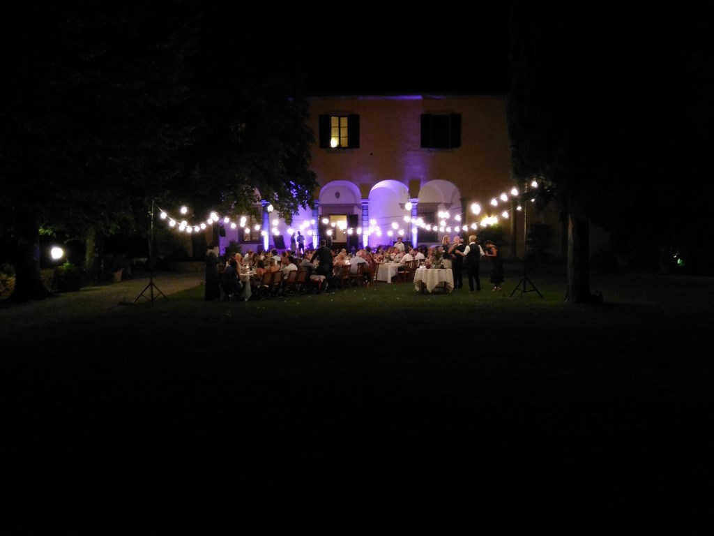 Musica per matrimonio,eventi,cerimonie,dj set , karaoke, Fulvio Vasarri www.fulviovasarri.com